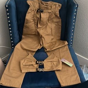 Meek pants & bra set (brand new)